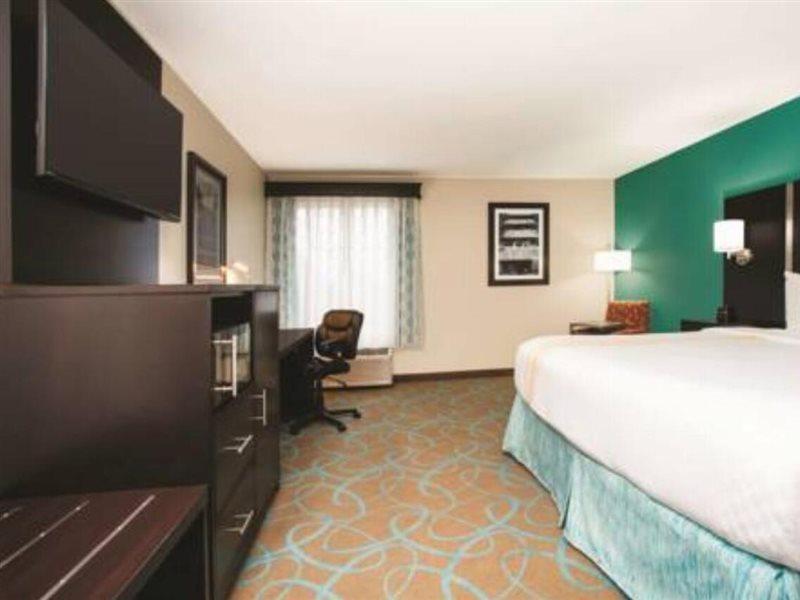 City Express By Marriott Duluth Exterior photo