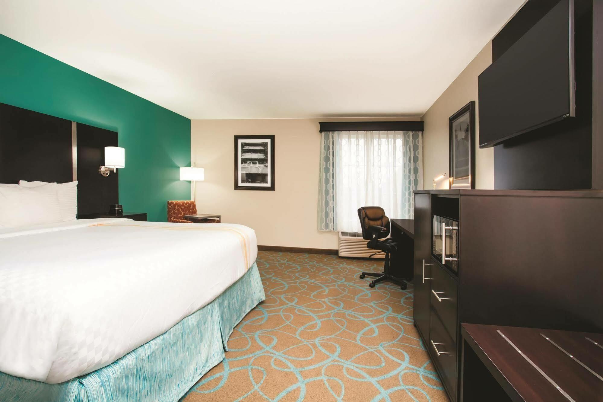City Express By Marriott Duluth Exterior photo